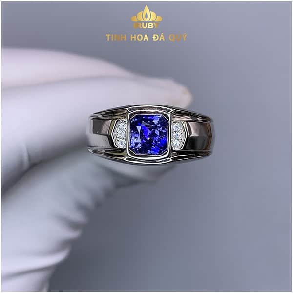 Nhẫn nam văn phòng Sapphire xanh 1,59ct xanh lam mệnh Thủy