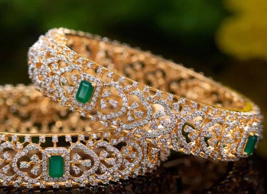 Viên Emerald kết hợp cùng kim cương