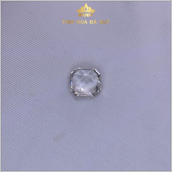 Đá Topaz màu trắng tinh khiết tự nhiên 100% 2,26ct - IRTP 237226 hình ảnh 3