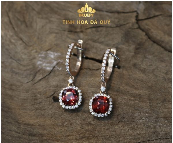 Đôi bông tai garnet thanh lịch sang trọng - IRGN 23746 hình ảnh 2