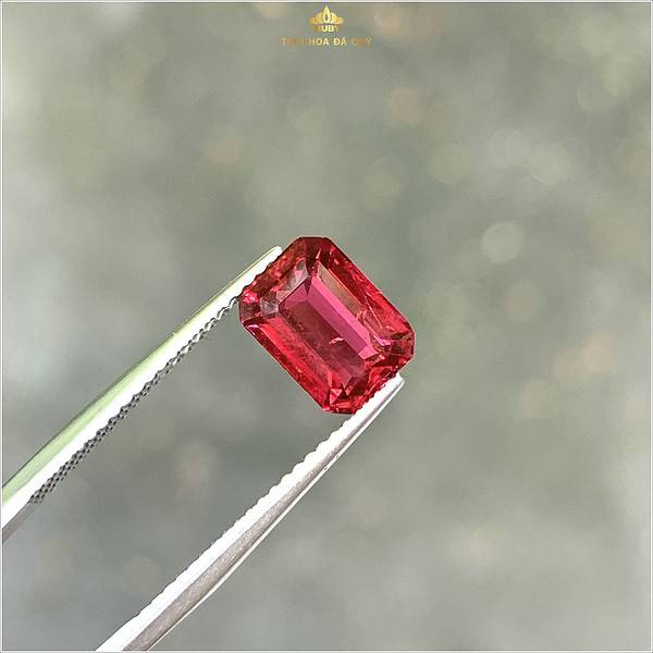 Viên Spinel 2,40ct đỏ đẹp tự nhiên nguyên bản hình ảnh 2