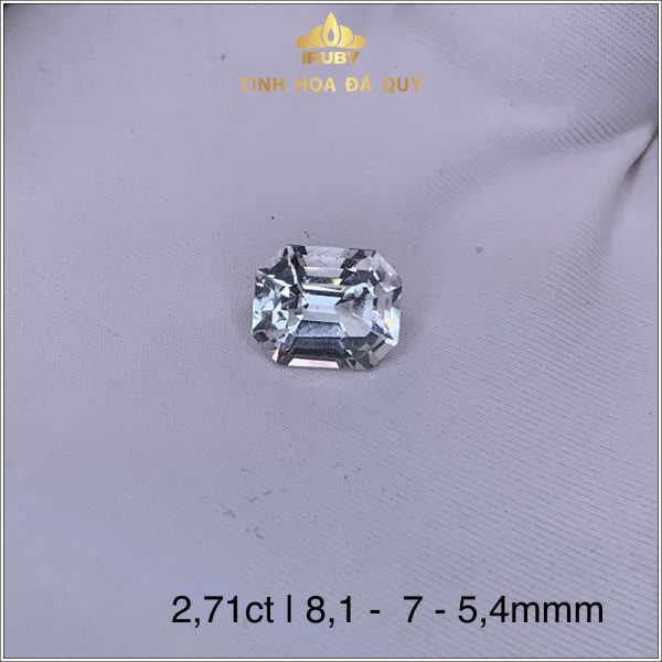 Viên Topaz cắt giác Emerald hiện đại sang trọng 2,71ct - IRTP 237271 hình ảnh