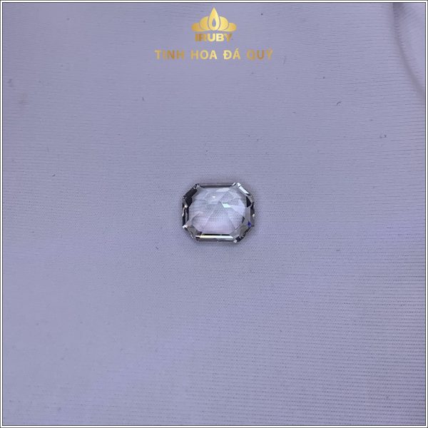 Viên Topaz màu trắng tinh khiết tự nhiên 2,43ct - IRTP 237243 hình ảnh 3