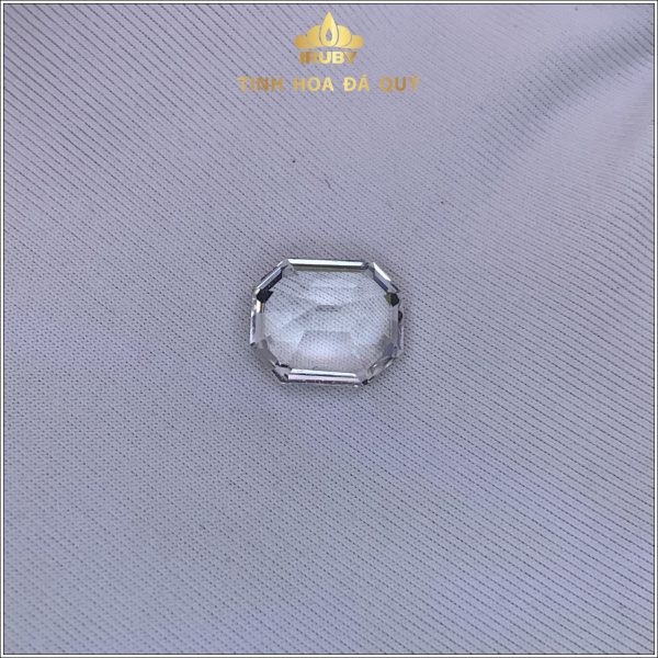 Viên Topaz màu trắng tinh khiết tự nhiên 2,61ct - IRTP 237261 hình ảnh 3