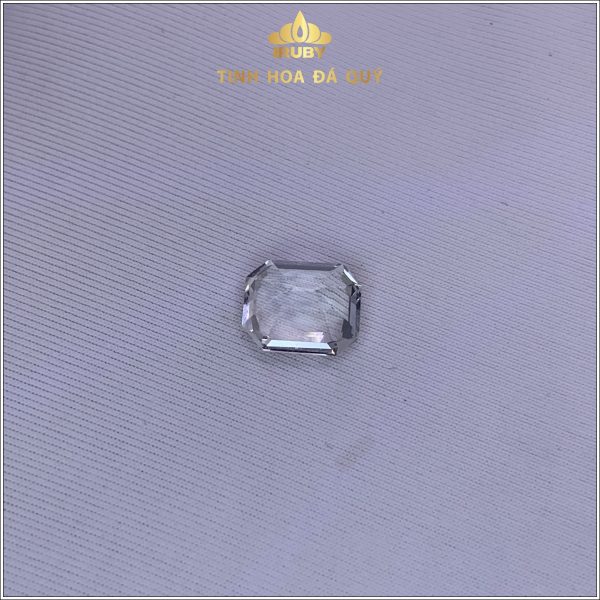 Viên Topaz tự nhiên cắt Emerald hiện đại trẻ trung 1,82ct - IRTP 237182 hình ảnh 3