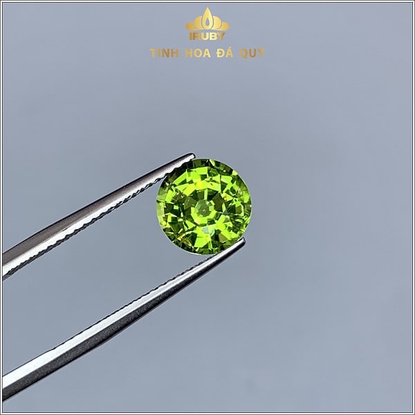 Viên Peridot màu xanh lá mạ 2,35ct tự nhiên IRPD30 - 238235 hình ảnh 1