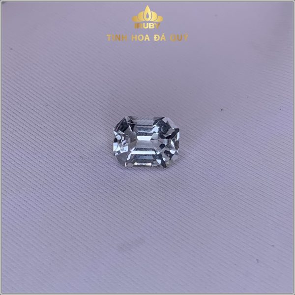 Viên Topaz màu tự nhiên trắng tinh khiết 1,47ct - IRTP 237147 hình ảnh 1