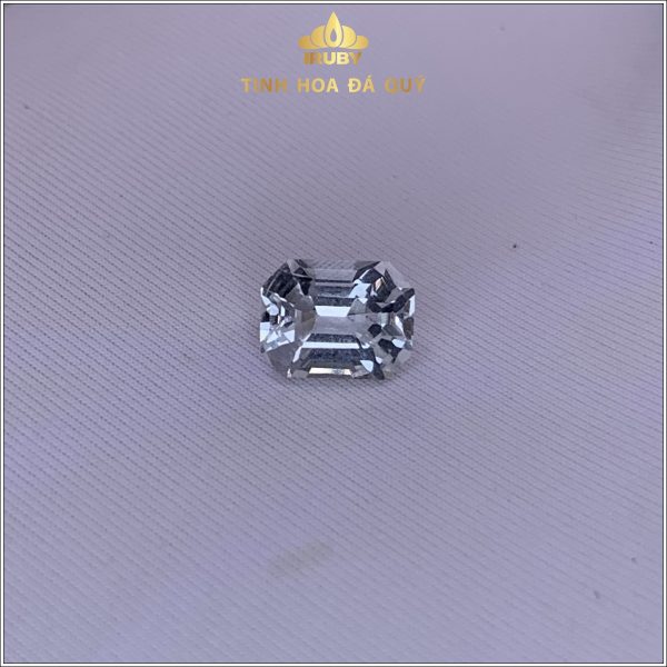 Viên Topaz màu tự nhiên trắng tinh khiết 1,47ct - IRTP 237147 hình ảnh 2