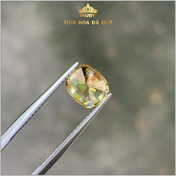 Viên Zircon màu vàng Gold tự nhiên 100% 2,85ct IRZC07 - 238285 hình ảnh 3