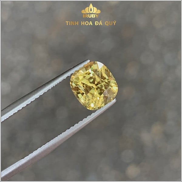 Viên Zircon tự nhiên màu vàng Gold đẹp 3,08ct - IRZC 238308 hình ảnh 1