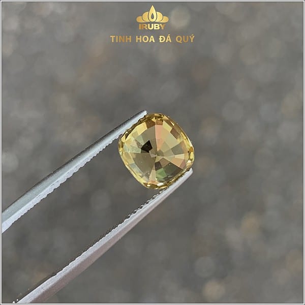 Viên Zircon tự nhiên màu vàng Gold đẹp 3,08ct - IRZC 238308 hình ảnh 3