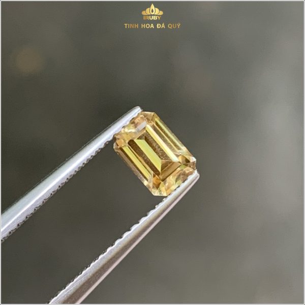 Viên Zircon vàng tự nhiên 100% 0,95ct IRZC13 - 239094 hình ảnh 2