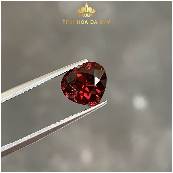 Viên Garnet trái tim đỏ thuần 100% 2,90ct - IRGN 239290 hình ảnh 2