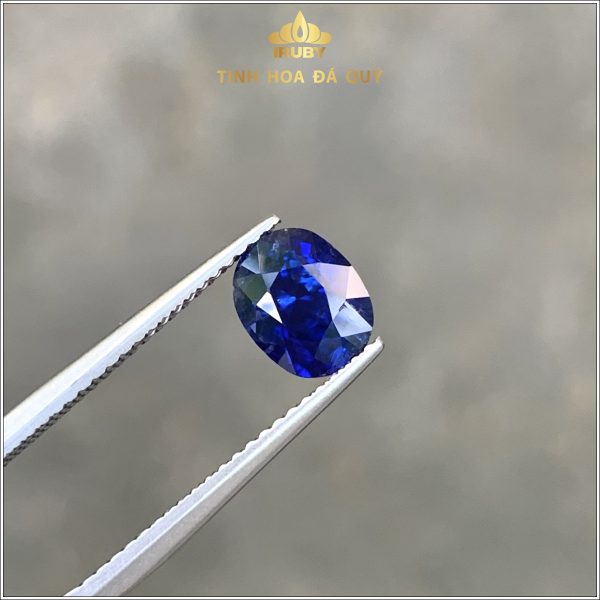 Viên Sapphire xanh lam hoàng gia 1,64ct IRBS131 - 2310164 hình ảnh 1