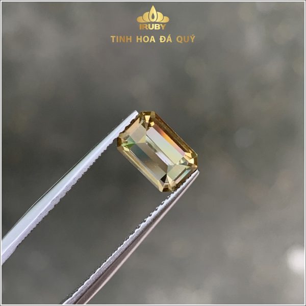 Viên Zircon dáng Emerald 2,00ct IRZC17 - 239200 hình ảnh 1