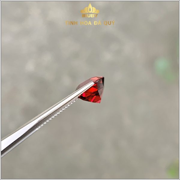 Viên đá Garnet màu đỏ đẹp 3,32ct IRGN89 - 2310332 hình ảnh 3