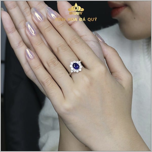 Nhẫn nữ Sapphire tự nhiên xanh hoàng gia - IRBS131 2310164 hình ảnh 2