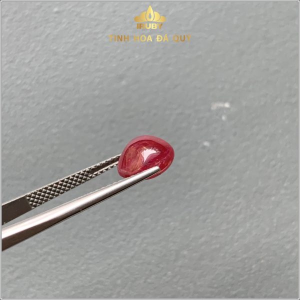 Viên Ruby cabochon đỏ huyết Lục Yên 3,91ct - IRRC158 2311391 hình ảnh 3