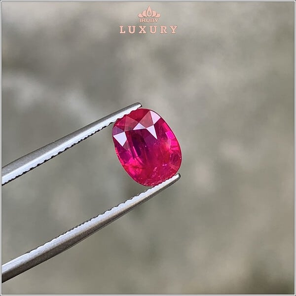 Viên Ruby facet đỏ Lục Yên 2,42ct - IRRF156 2311242 hình ảnh 1