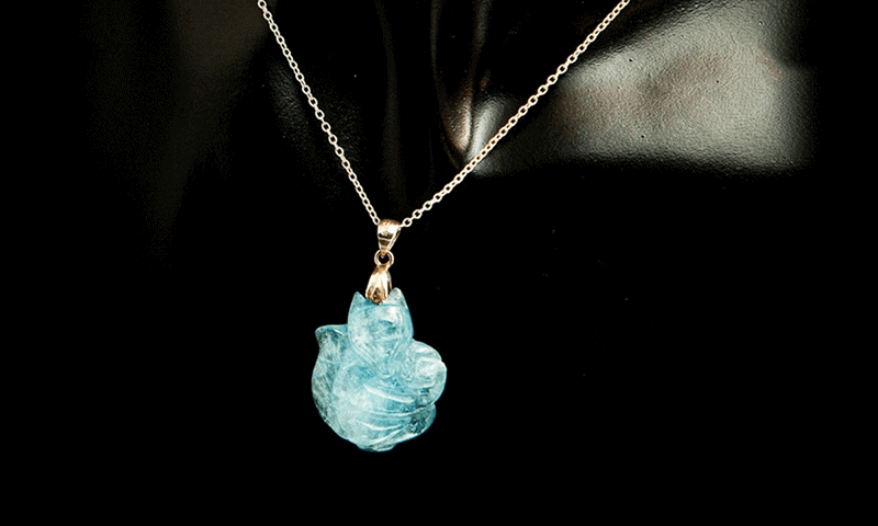 Su dung da Aquamarine la cach se giup moi nguoi can bang cam xuc va thanh loc nang luong tieu cuc
