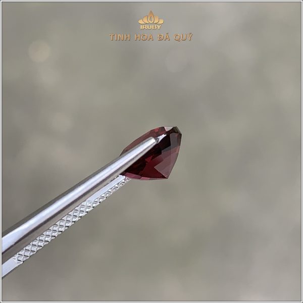 Đá Garnet Lục Yên tự nhiên 100% 2,37ct - IRGN111 2401273 hình ảnh 3