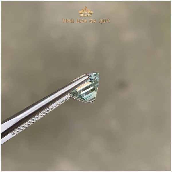 Đá Zircon trắng tinh khiết 3,50ct - IRZC19 2401350 hình ảnh 3