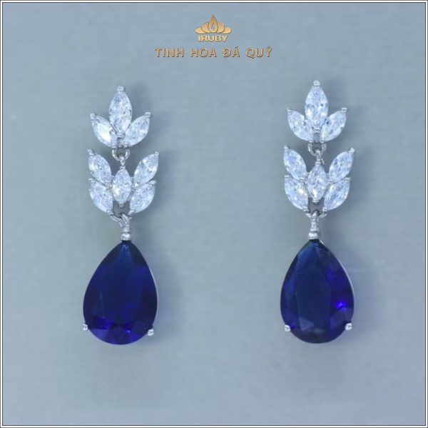 Mẫu đôi hoa tai Sapphire Crystal - IRBS 240113 hình ảnh 2