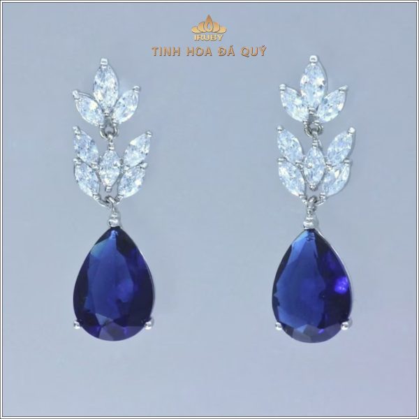 Mẫu đôi hoa tai Sapphire Crystal - IRBS 240113 hình ảnh 4