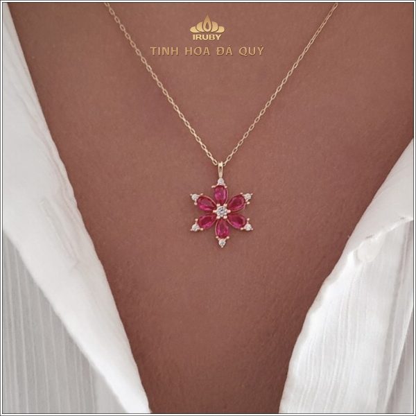 Mẫu dây chuyền Ruby Flowers - IRRF 240121 hình ảnh 3