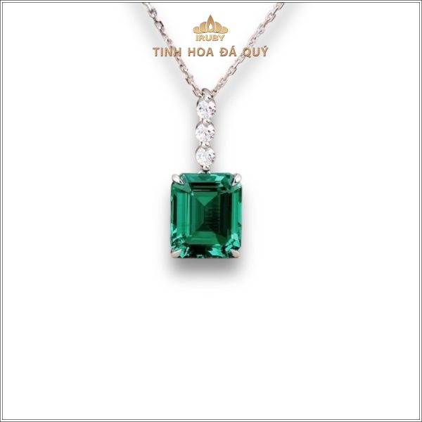 Mẫu mặt dây Emerald - IREM 240242 hình ảnh