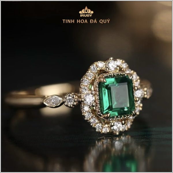 Mẫu nhẫn nữ Emerald hoàng gia - IREM 240138 hình ảnh 2