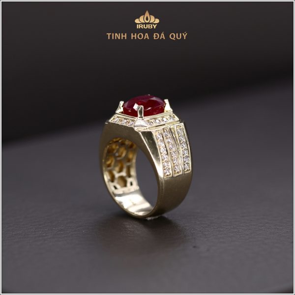 Nhẫn nam Ruby facet đỏ huyết cho nam mệnh Hỏa