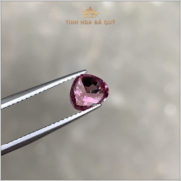 Đá Spinel trái tim Lục Yên 1,37ct - IRSI98 2404137 hình ảnh 4