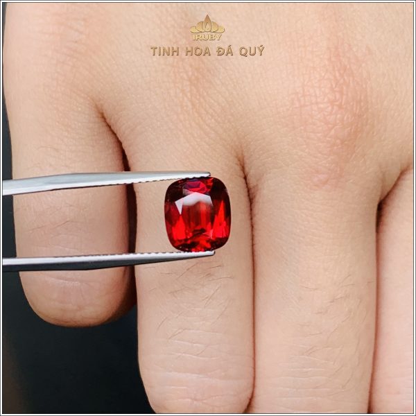 Đá Garnet Lục Yên gam màu đẹp nhất 3,21ct - IRGN119 2405321 hình ảnh 5