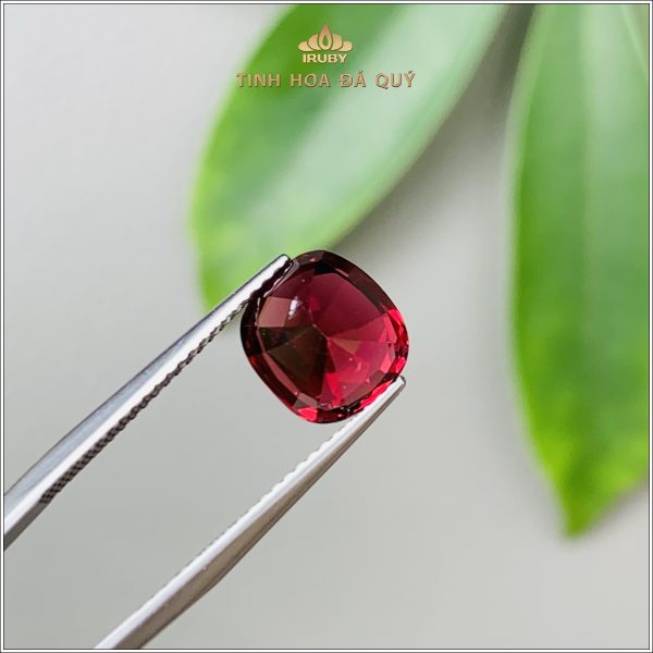 Đá Garnet Lục Yên gam màu đẹp nhất 3,29ct - IRGN120 2405329 hình ảnh 4