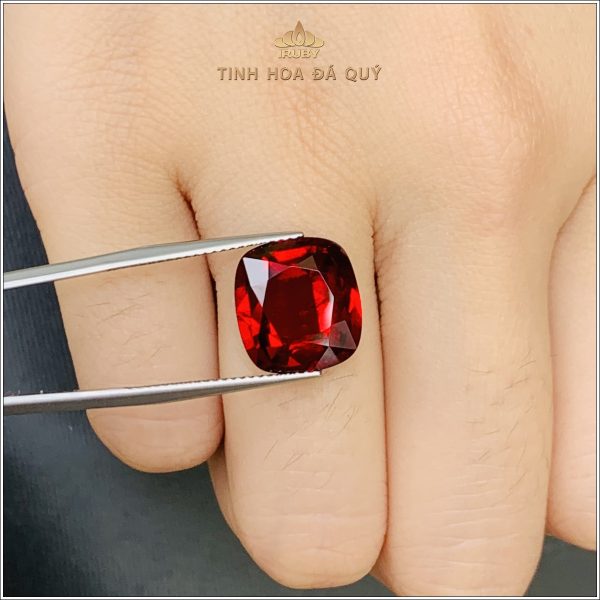 Đá Garnet Lục Yên gam màu đẹp nhất 8,67ct - IRGN118 2405867 hình ảnh 5