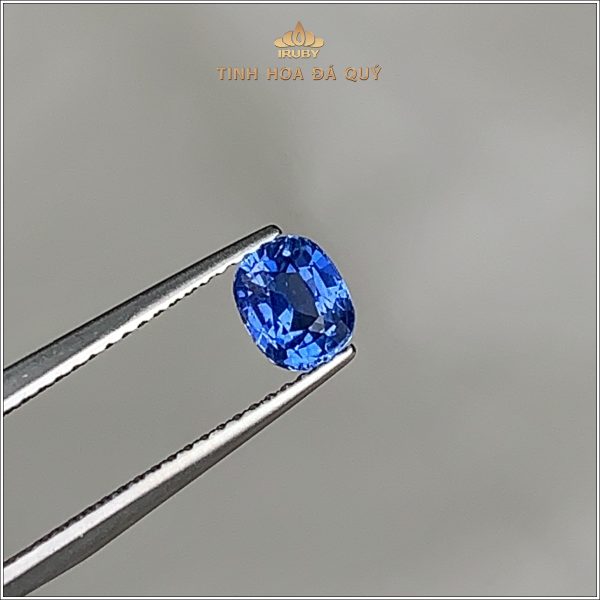 Đá Sapphire xanh lam hoàng gia 0,92ct - IRBS208 2405092 hình ảnh 1