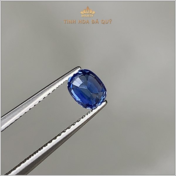 Đá Sapphire xanh lam hoàng gia 0,92ct - IRBS208 2405092 hình ảnh 4