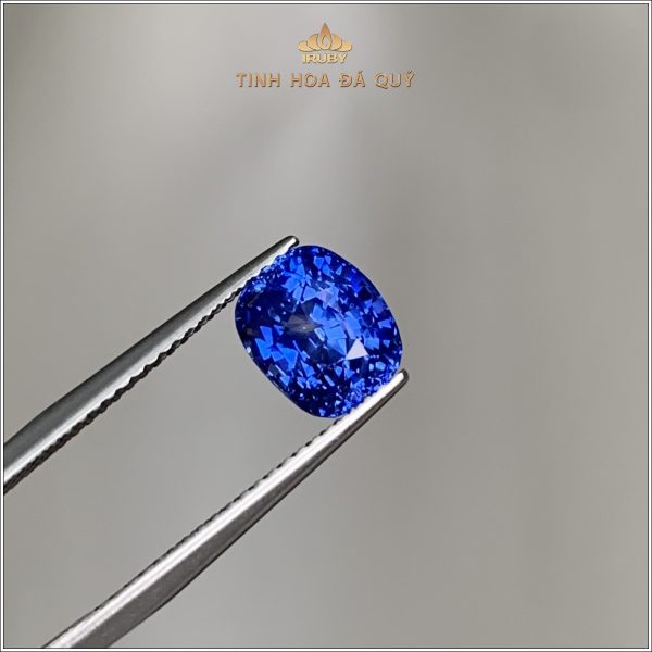 Đá Sapphire xanh lam hoàng gia 3,27ct - IRBS192 2405327 hình ảnh 1