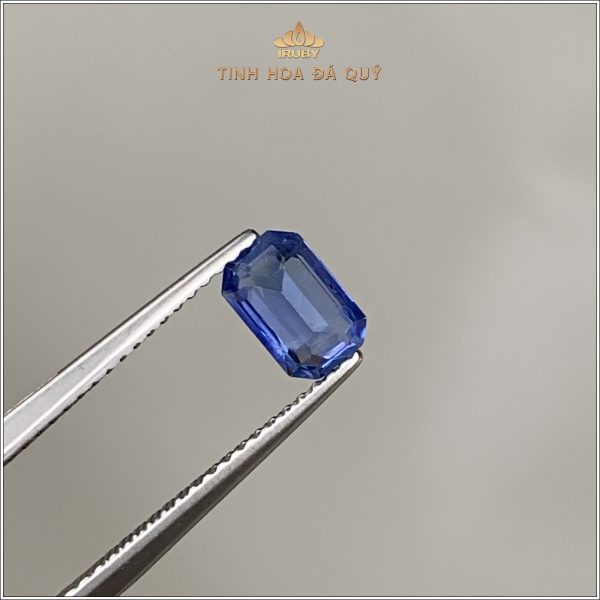 Đá Sapphire xanhlam hoàng gia 0,96ct - IRBS209 2405096 hình ảnh 4