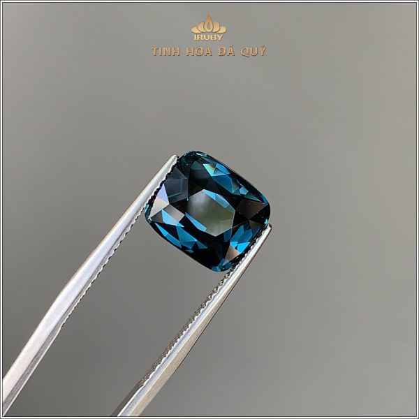 Đá Spinel gam màu xanh teal hiếm có 4,28ct - IRSI100 2405428 hình ảnh 1