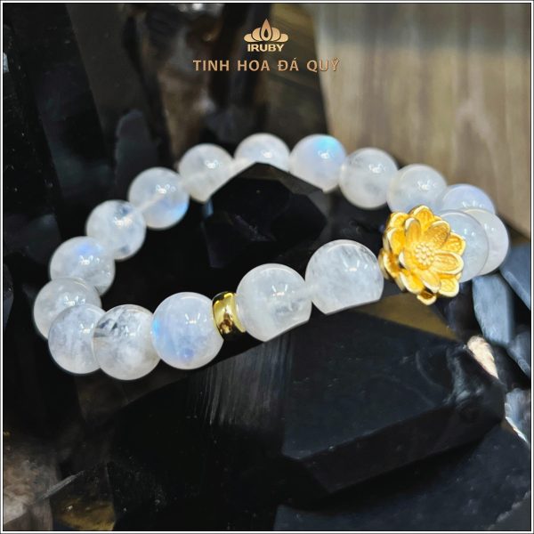 Vòng tay moonstone tự nhiên mix charm hoa bạc - IRMS240317 hình ảnh 3