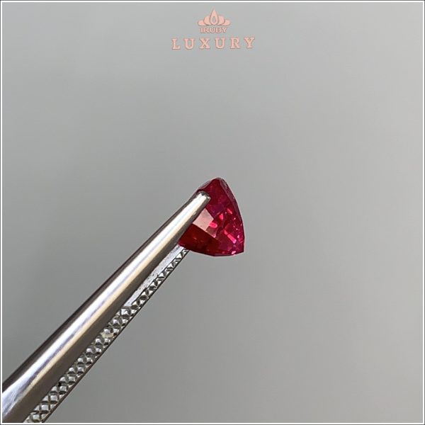 Đá Ruby facet đỏ huyết chiếu long lanh 1,20ct - IRRF235 2407120 hình ảnh 3