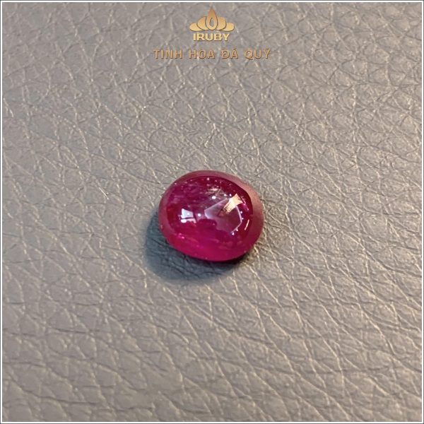 Đá Ruby cabochon đỏ huyết 2,41ct – IRRC255 2408241