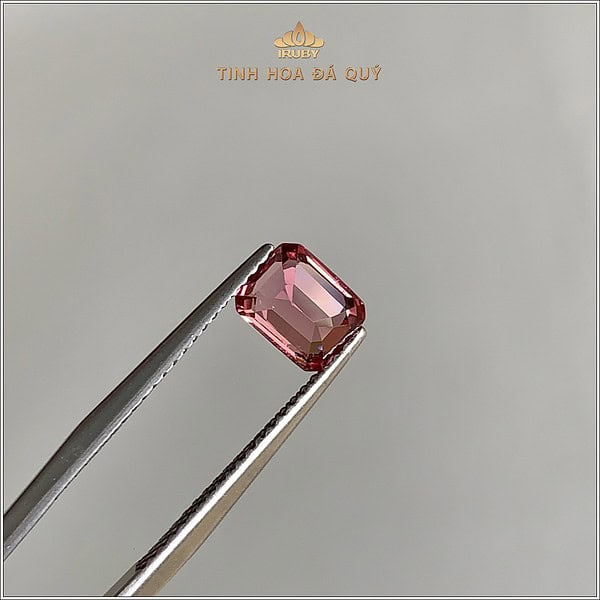 Đá Spinel hồng đỗ Lục Yên 2,41ct - IRSI255 2408241 hình ảnh