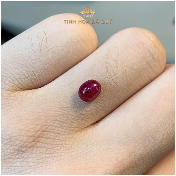 Đá Ruby cabochon đỏ huyết chất kính 1,51ct - IRRC265 2409151 hình ảnh