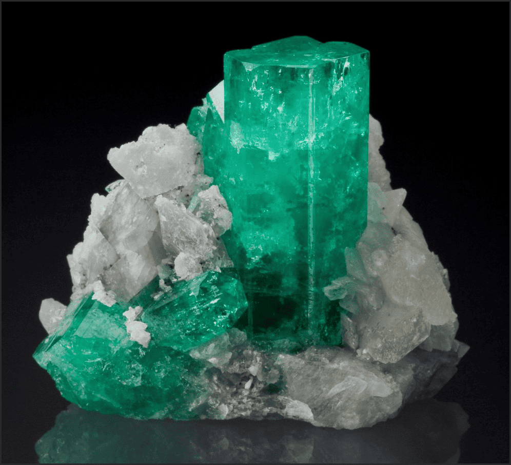 Đá Emerald là một phiên bản màu xanh của đá Beryl