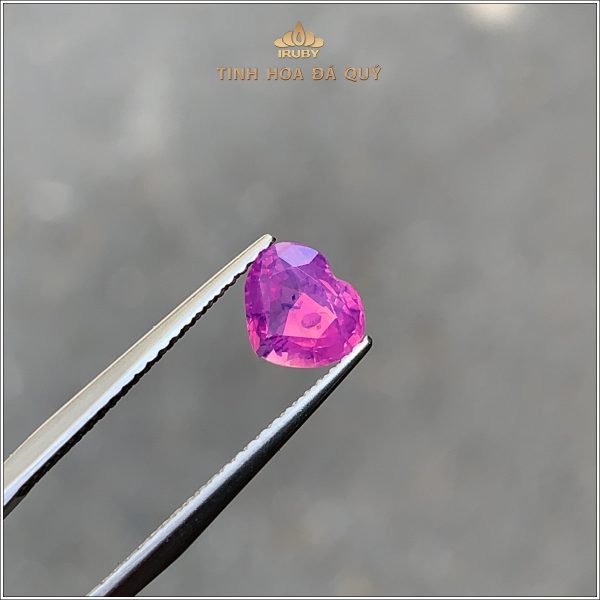 Đá Ruby facet trái tim đỏ hồng 1,28ct - IRRF 2410128KG hình ảnh 2