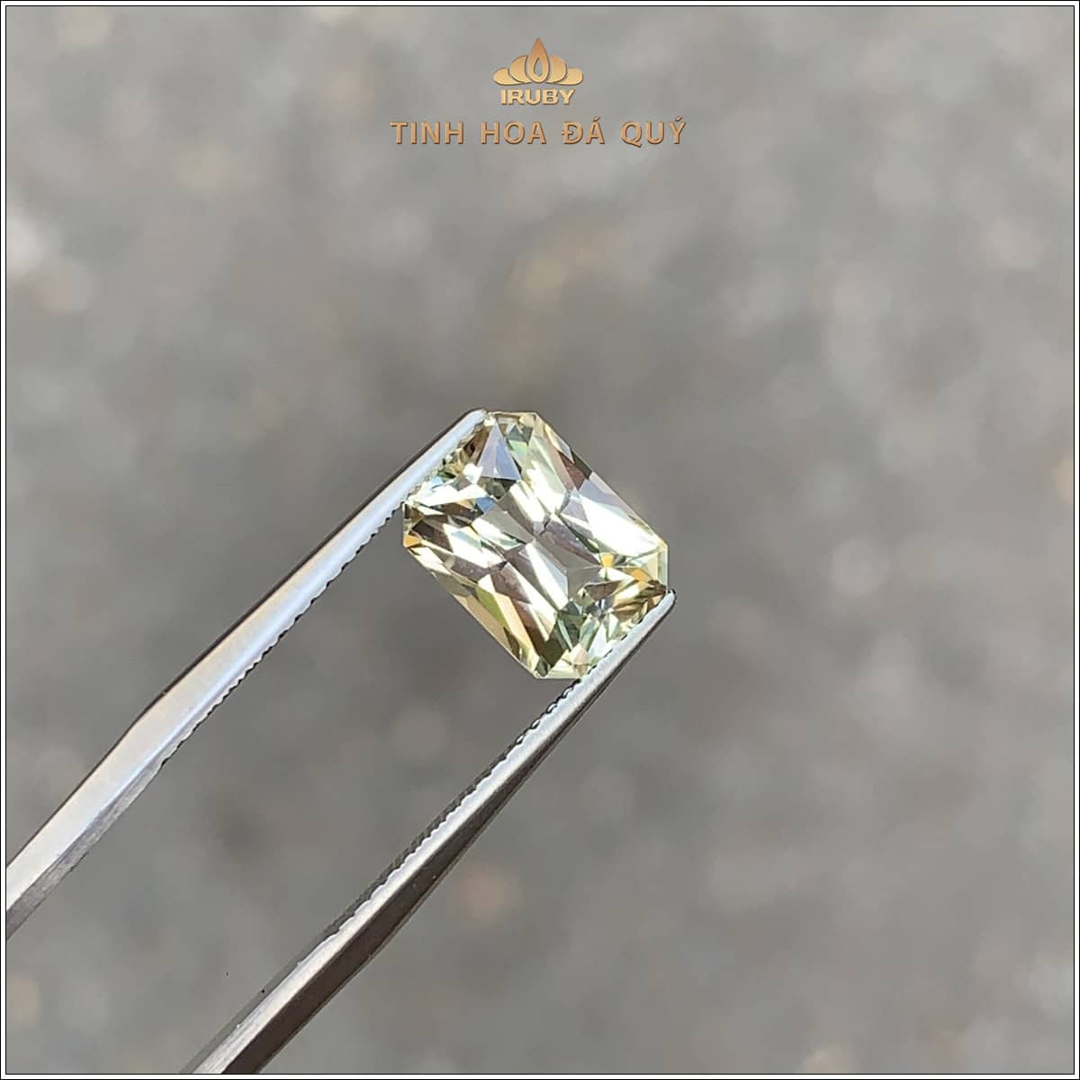 Đá Sapphire vàng tự nhiên đẹp như Kim Cương 3,34ct - IRYS291 2410334 hình ảnh