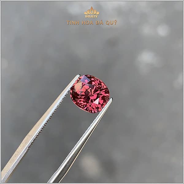 Đá Spinel gam màu hồng đỗ 2,29ct - IRSI 2410229KG hình ảnh 4